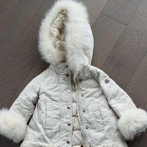 Authentic Moncler girls down coat with real blue fox fur / size 4y